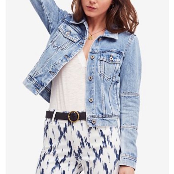 ❤️ Free People “Rumors” Denim Jacket in Vintage Light Wash NWT - Picture 9 of 10